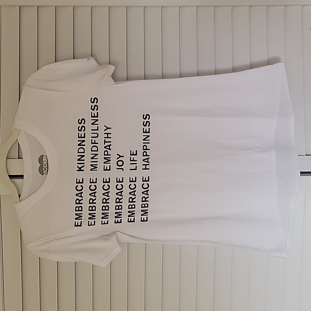 Graphic tee